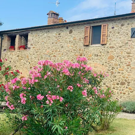 Farm stay Tenuta Di Podere Raspollino *
